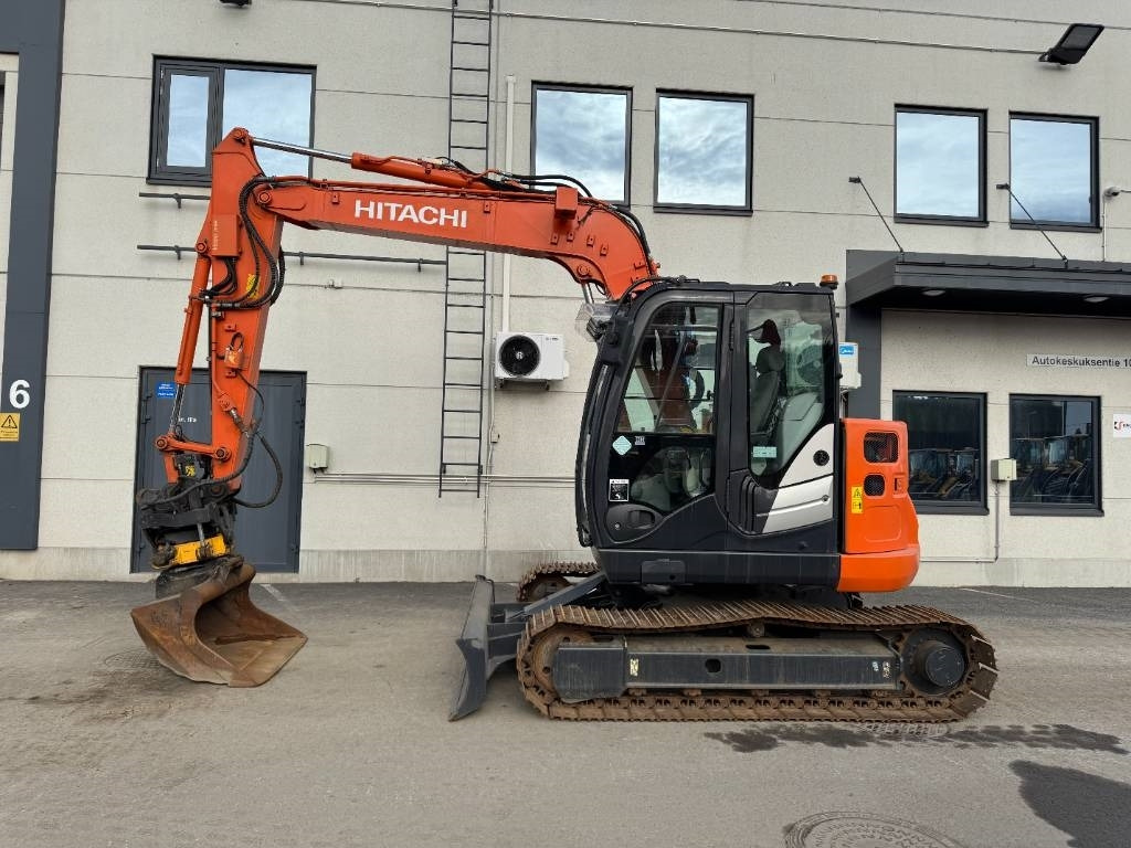 Hitachi ZX85US-5 Pyörittäjä, 3-Kauhaa - Minibagger: das Bild 1 Hitachi ZX85US-5 Pyörittäjä, 3-Kauhaa - Minibagger: das Bild 1