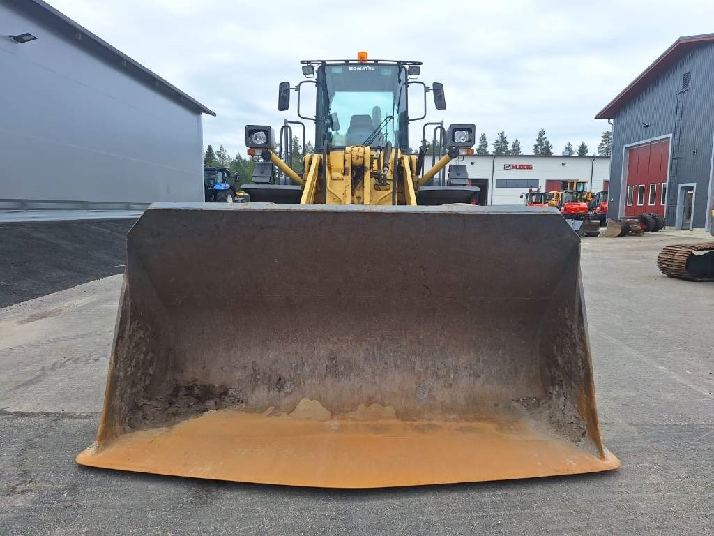 Komatsu WA 380-3A - Radlader: das Bild 3 Komatsu WA 380-3A - Radlader: das Bild 3