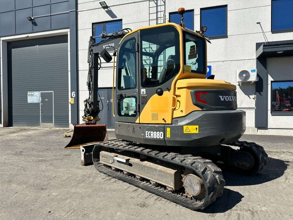 Volvo ECR 88 D PYÖRITTÄJÄLLÄ - Minibagger: das Bild 2 Volvo ECR 88 D PYÖRITTÄJÄLLÄ - Minibagger: das Bild 2