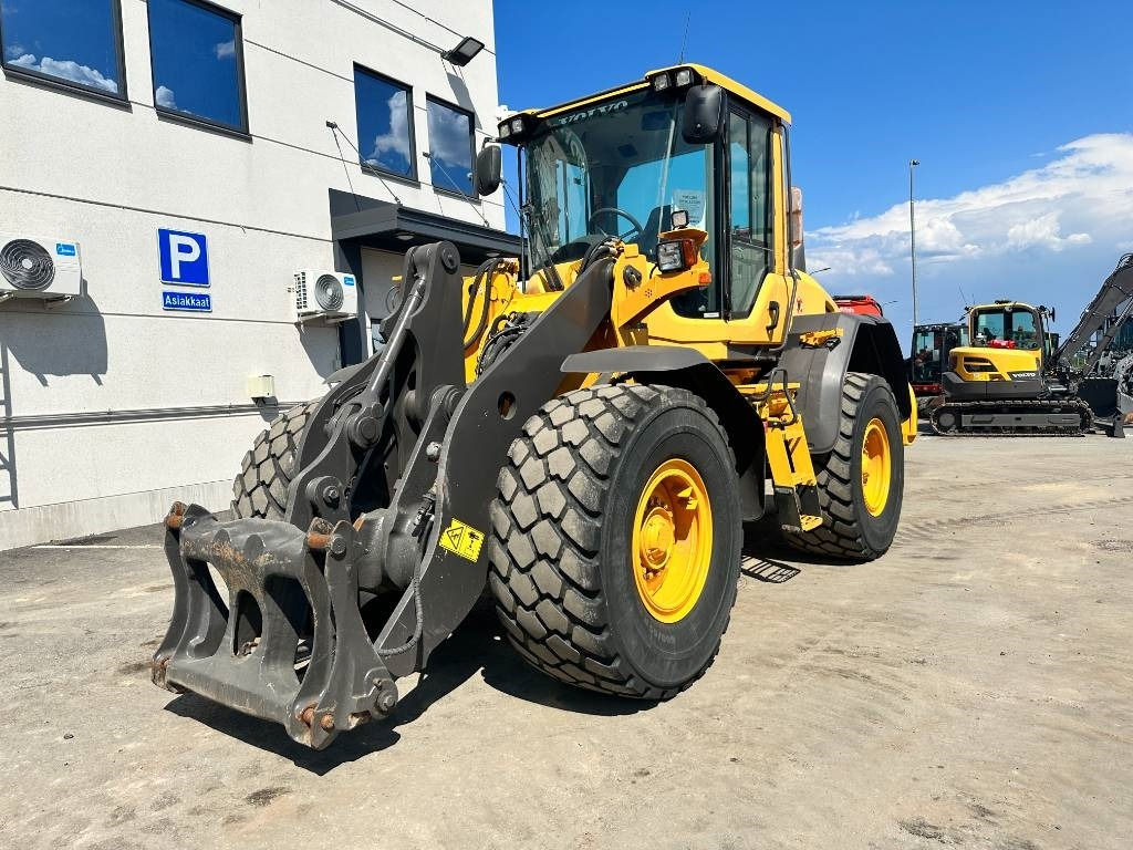 Radlader Volvo L70G vipuohjaus, 3' ja 4' hydr: das Bild 9