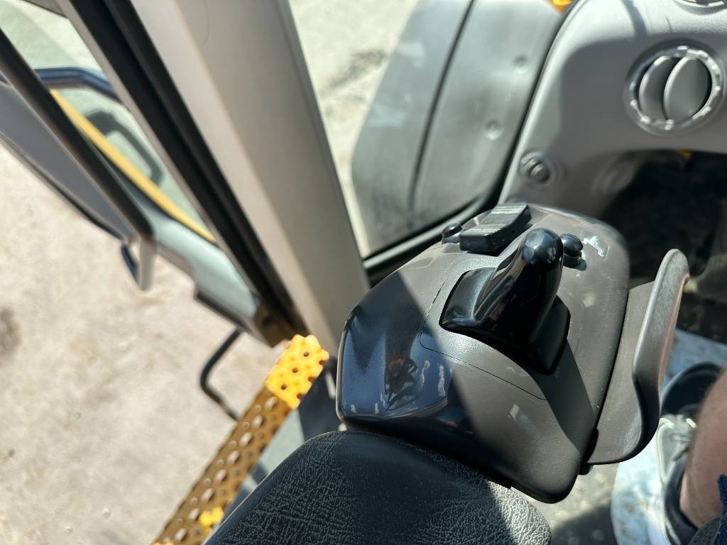 Radlader Volvo L70G vipuohjaus, 3' ja 4' hydr: das Bild 19