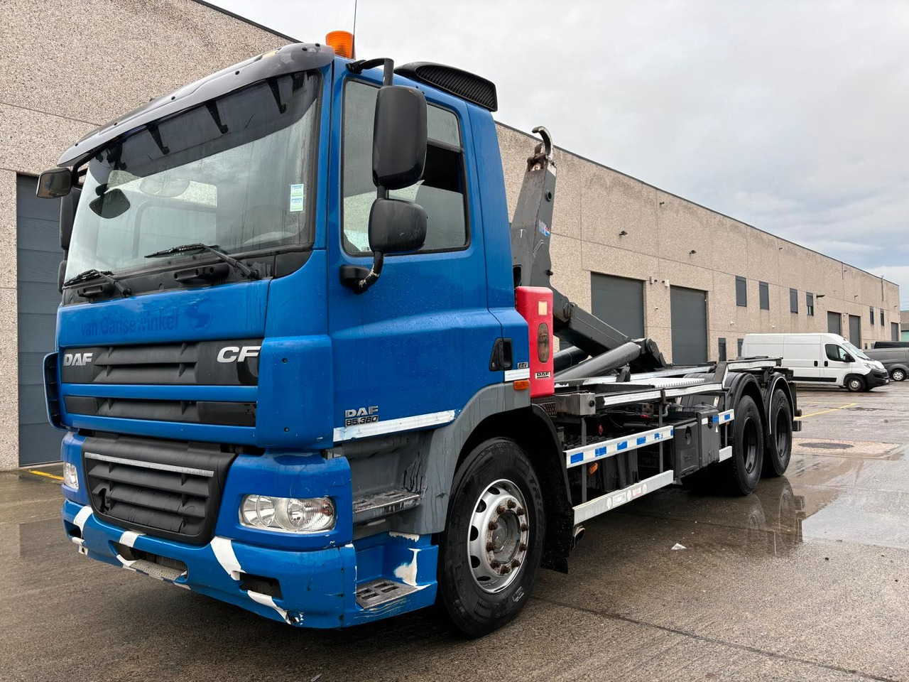 DAF CF85-370. Euro5. Klima. - Abrollkipper: das Bild 3 DAF CF85-370. Euro5. Klima. - Abrollkipper: das Bild 3