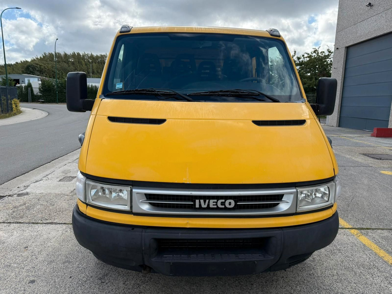 Iveco Daily 50C14. Doka 7pl. 3.0HPI. LKW 3.5t. - Pritsche Transporter, Transporter mit Doppelkabine: das Bild 5 Iveco Daily 50C14. Doka 7pl. 3.0HPI. LKW 3.5t. - Pritsche Transporter, Transporter mit Doppelkabine: das Bild 5