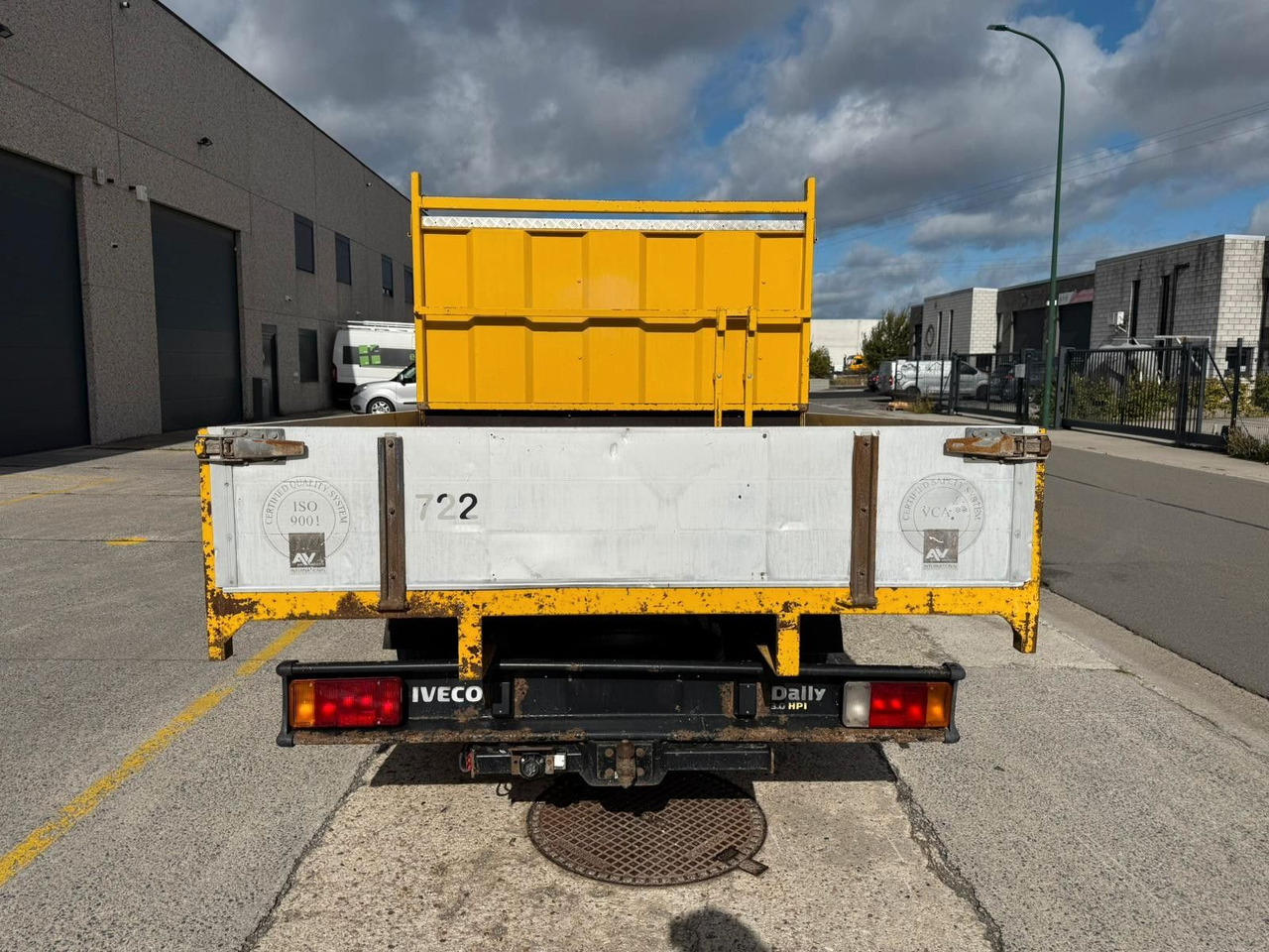 Iveco Daily 50C14. Doka 7pl. 3.0HPI. LKW 3.5t. - Pritsche Transporter, Transporter mit Doppelkabine: das Bild 4 Iveco Daily 50C14. Doka 7pl. 3.0HPI. LKW 3.5t. - Pritsche Transporter, Transporter mit Doppelkabine: das Bild 4
