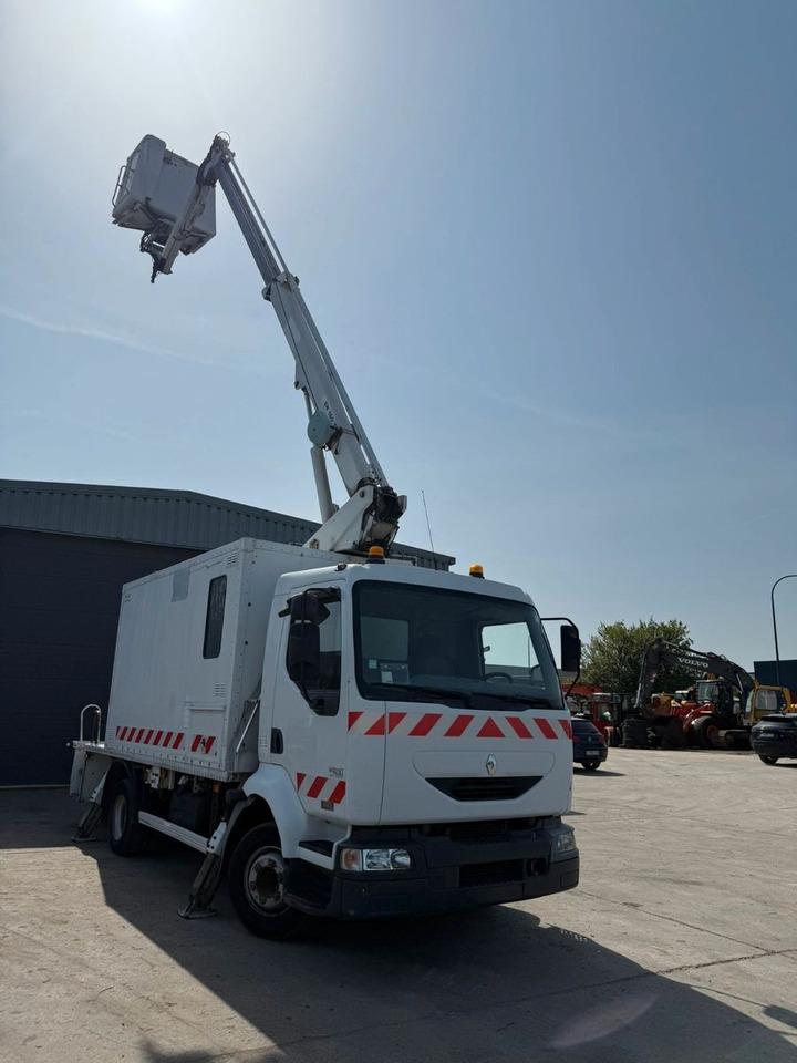 LKW mit Arbeitsbühne Renault Midlum 220dCi. Hubarbeitsbühne 16m.: das Bild 17