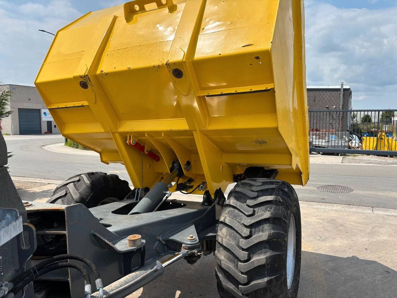 Wacker Neuson DW100. Dumper. Kamera. - Mini-Kipper: das Bild 4 Wacker Neuson DW100. Dumper. Kamera. - Mini-Kipper: das Bild 4