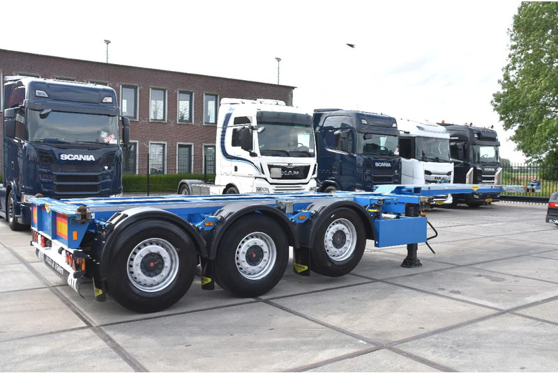Broshuis MFCC - LIFT AXLE - SAF AXLES - DISC BRAKES - 2 x EXTENDABLE - EXCELLENT CONDITION - - Container/ Wechselfahrgestell Auflieger: das Bild 2 Broshuis MFCC - LIFT AXLE - SAF AXLES - DISC BRAKES - 2 x EXTENDABLE - EXCELLENT CONDITION - - Container/ Wechselfahrgestell Auflieger: das Bild 2