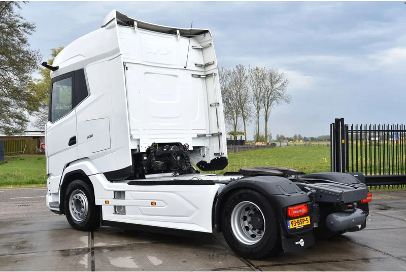 DAF XG 480 4x2 - 230 TKM - CAMERA SYSTEM - PARK. AIRCO - 2 x FUEL TANKS - APPLE CARPLAY/ANDROID - LED LIGHTS - TOP CONDITION - - Sattelzugmaschine: das Bild 3 DAF XG 480 4x2 - 230 TKM - CAMERA SYSTEM - PARK. AIRCO - 2 x FUEL TANKS - APPLE CARPLAY/ANDROID - LED LIGHTS - TOP CONDITION - - Sattelzugmaschine: das Bild 3