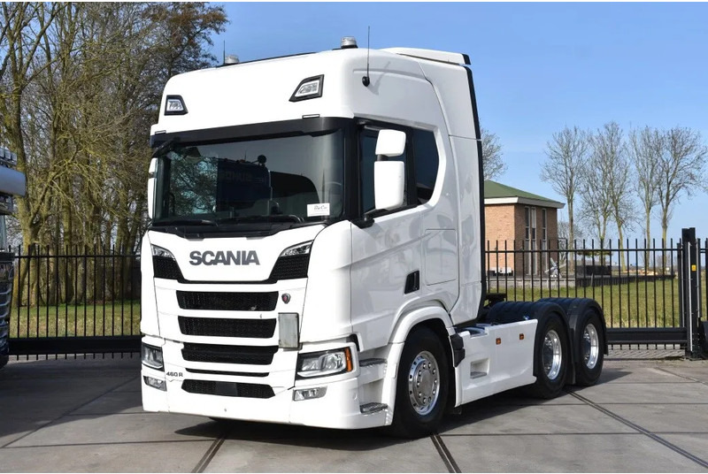 Scania R 460 NGS 6x4NB - SUPER - FULL AIR - RETARDER - 148 TKM - PARK. AIRCO - HYDRAULIC SYSTEM - LED - LEATHER SEATS - EXCELLENT CONDI - Sattelzugmaschine: das Bild 2 Scania R 460 NGS 6x4NB - SUPER - FULL AIR - RETARDER - 148 TKM - PARK. AIRCO - HYDRAULIC SYSTEM - LED - LEATHER SEATS - EXCELLENT CONDI - Sattelzugmaschine: das Bild 2