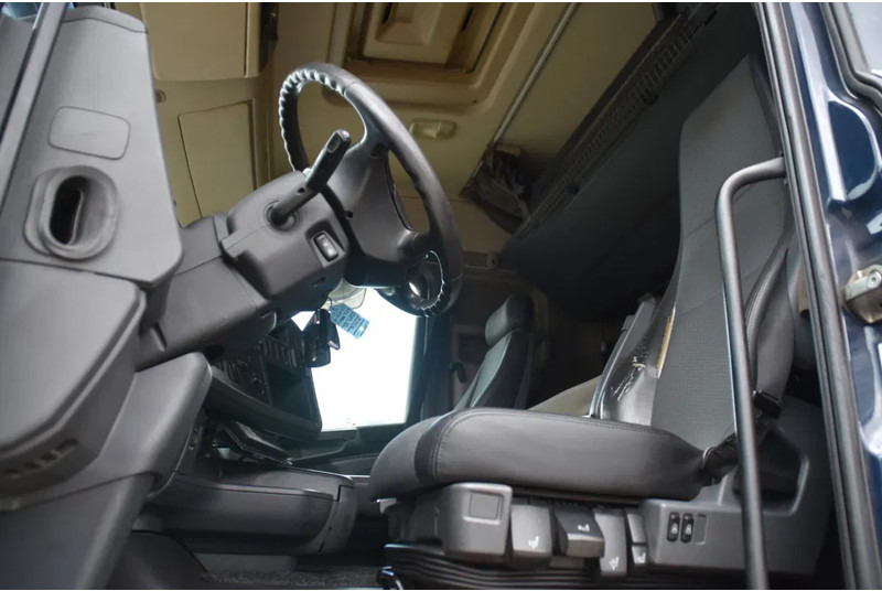 Scania R450 HL 6x2 + THERMO KING TS-300 - RETARDER - WHEELBASE: 510 CM - AIRCO - - Kühlkoffer LKW: das Bild 4 Scania R450 HL 6x2 + THERMO KING TS-300 - RETARDER - WHEELBASE: 510 CM - AIRCO - - Kühlkoffer LKW: das Bild 4