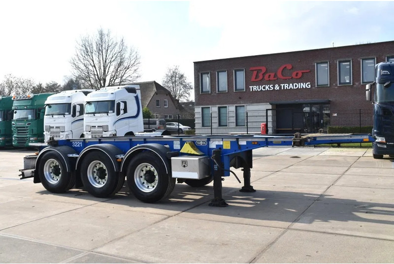 Van Hool A3C002 - ADR FL - 20 FT SWAP - LIFT AXLE - BPW AXLES - DISC BRAKES - 3180 KG EMPTY WEIGHT ! - Container/ Wechselfahrgestell Auflieger: das Bild 1 Van Hool A3C002 - ADR FL - 20 FT SWAP - LIFT AXLE - BPW AXLES - DISC BRAKES - 3180 KG EMPTY WEIGHT ! - Container/ Wechselfahrgestell Auflieger: das Bild 1