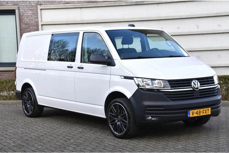 Volkswagen Transporter 2.0 TDI - 110 KW - ONLY 10 TKM - AUT. GEARBOX - NAVI - CAMERA - SLIDING DOOR - LIKE NEW !! - Kleintransporter, Transporter mit Doppelkabine: das Bild 1 Volkswagen Transporter 2.0 TDI - 110 KW - ONLY 10 TKM - AUT. GEARBOX - NAVI - CAMERA - SLIDING DOOR - LIKE NEW !! - Kleintransporter, Transporter mit Doppelkabine: das Bild 1