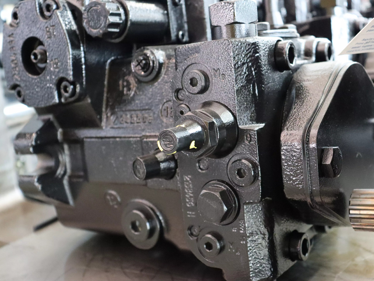 REXROTH A4VG56DA1D7/32R-NZC02F043SH-S - Hydraulikpumpe für Baumaschine: das Bild 2 REXROTH A4VG56DA1D7/32R-NZC02F043SH-S - Hydraulikpumpe für Baumaschine: das Bild 2