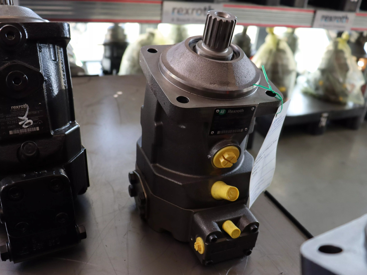 REXROTH A6VM060HA2T30004F/71MWV0M4Z8200-0 - Hydraulikmotor für Baumaschine: das Bild 3 REXROTH A6VM060HA2T30004F/71MWV0M4Z8200-0 - Hydraulikmotor für Baumaschine: das Bild 3