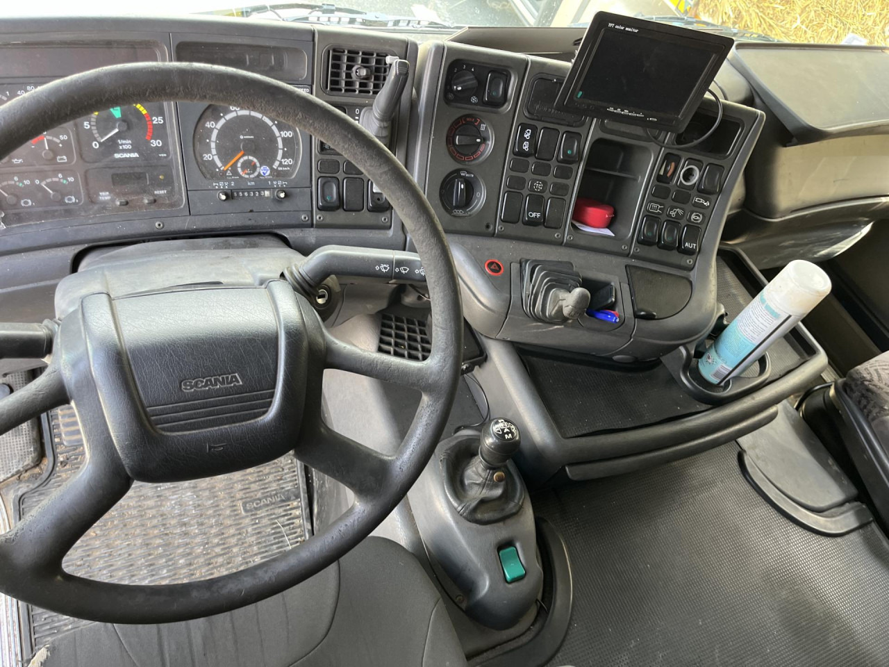 SCANIA R144 LA4X2NA 530 - Sattelzugmaschine: das Bild 5 SCANIA R144 LA4X2NA 530 - Sattelzugmaschine: das Bild 5