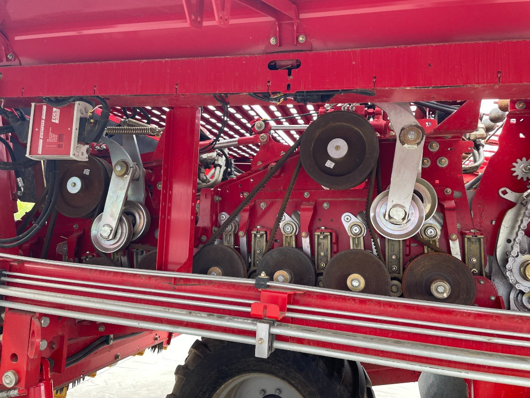 Grimme GT 170S DMS - Erntemaschine: das Bild 2 Grimme GT 170S DMS - Erntemaschine: das Bild 2