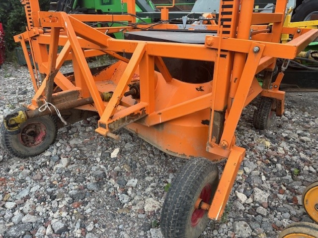 Keulmac ONION TOPPER - Traubenvollernter: das Bild 4 Keulmac ONION TOPPER - Traubenvollernter: das Bild 4