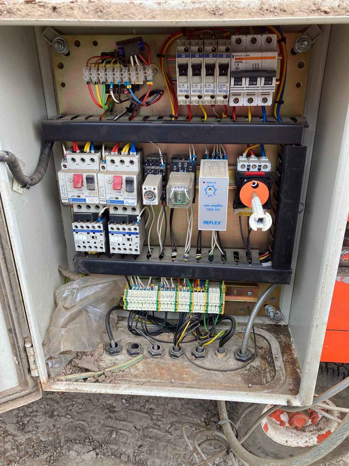 Downs Super Charger/ Expansion Hopper - Lagerungstechnik: das Bild 2 Downs Super Charger/ Expansion Hopper - Lagerungstechnik: das Bild 2