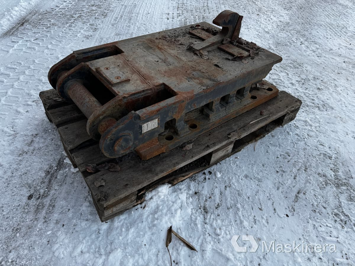 Trevi Benne Bofors B.27 O.C Hammarfäste bultbart B27 - Anbauteil für Baumaschine: das Bild 3 Trevi Benne Bofors B.27 O.C Hammarfäste bultbart B27 - Anbauteil für Baumaschine: das Bild 3