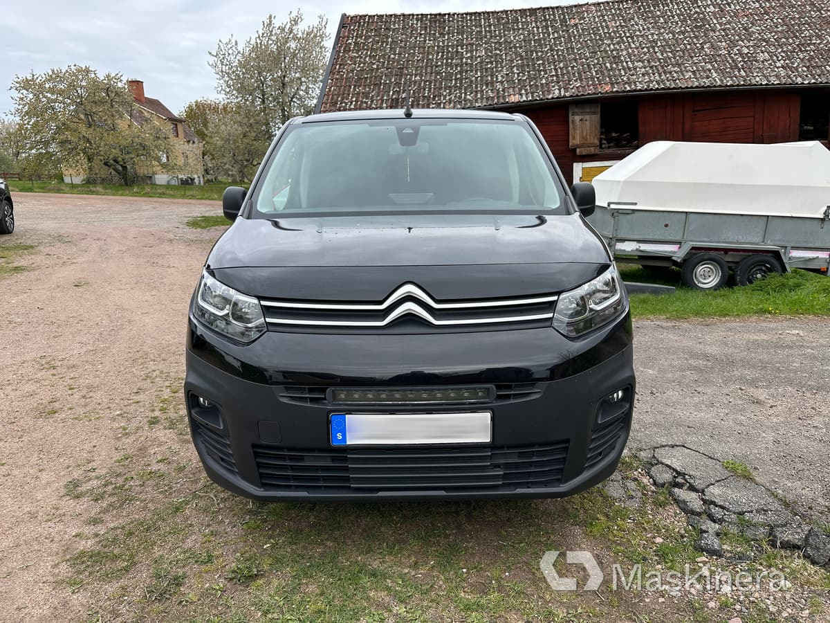 Arbetsbil Citroën Berlingo 1.2 PureTech Aut - Kleintransporter: das Bild 2 Arbetsbil Citroën Berlingo 1.2 PureTech Aut - Kleintransporter: das Bild 2