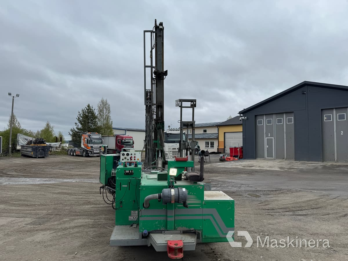 Borrvagn Gemsa Gemrock 45 S - Bohrgerät: das Bild 4 Borrvagn Gemsa Gemrock 45 S - Bohrgerät: das Bild 4