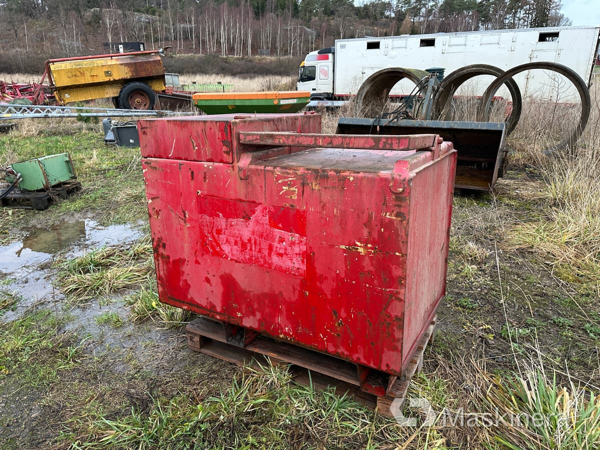 Färmartanken 31A/Y Färmartanken Dieseltank 600 liter - Lagertank: das Bild 4 Färmartanken 31A/Y Färmartanken Dieseltank 600 liter - Lagertank: das Bild 4