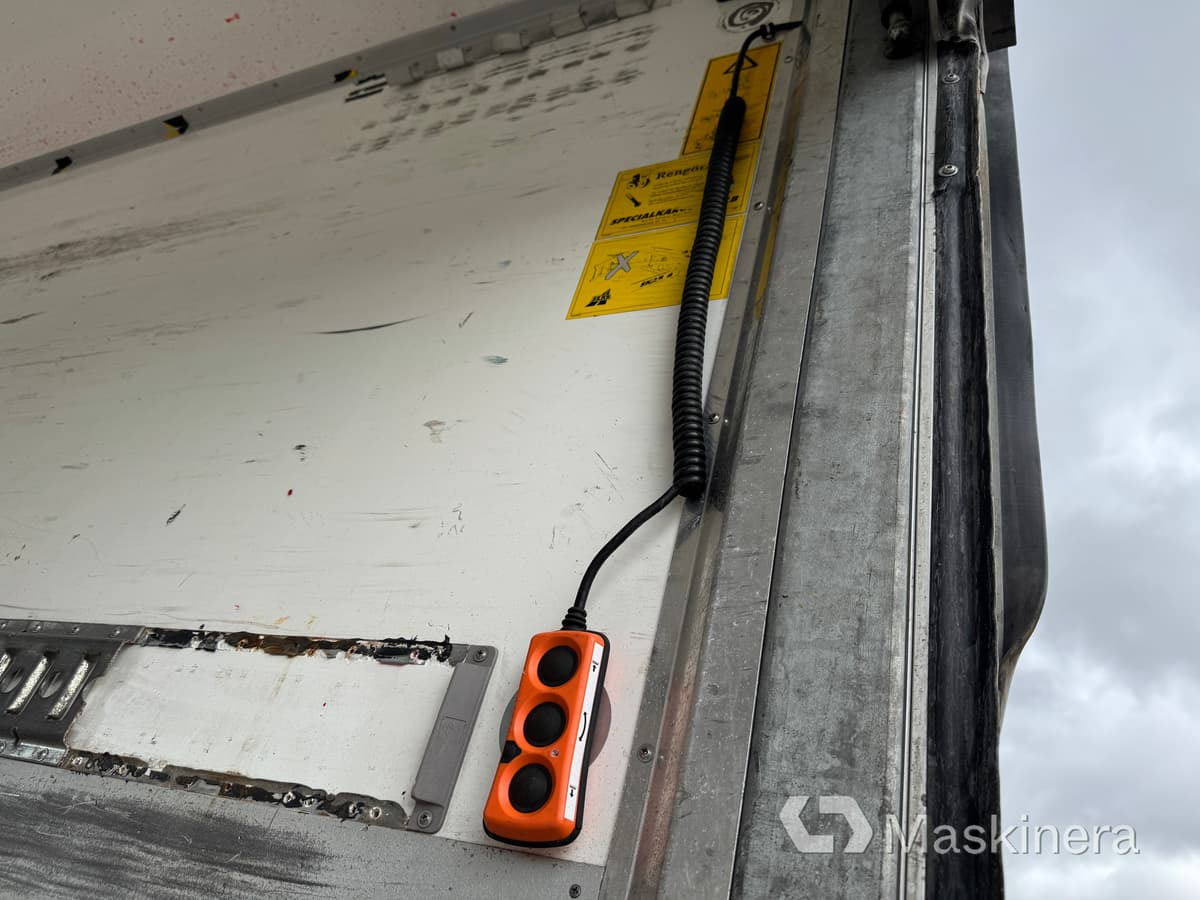 Kühlkoffer LKW Kylbil Mercedes-Benz Antos: das Bild 29