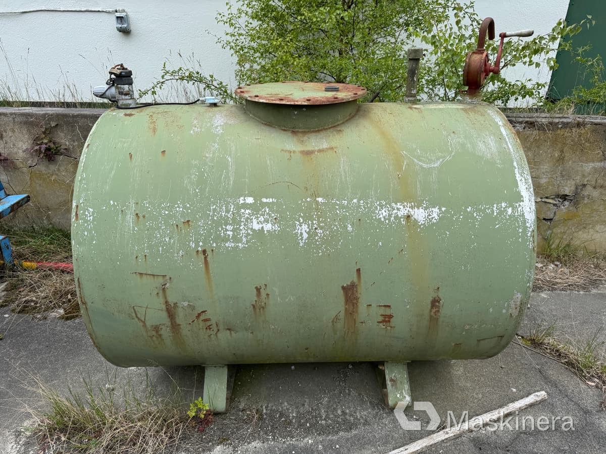SCF Farmaraggregat Farmartank 1500 Liter - Tank: das Bild 2 SCF Farmaraggregat Farmartank 1500 Liter - Tank: das Bild 2