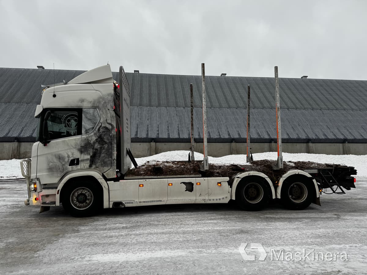 Scania R650B6X4NB Timmerekipage Scania R650B med kran och HLM Släp - Holztransporter: das Bild 2 Scania R650B6X4NB Timmerekipage Scania R650B med kran och HLM Släp - Holztransporter: das Bild 2