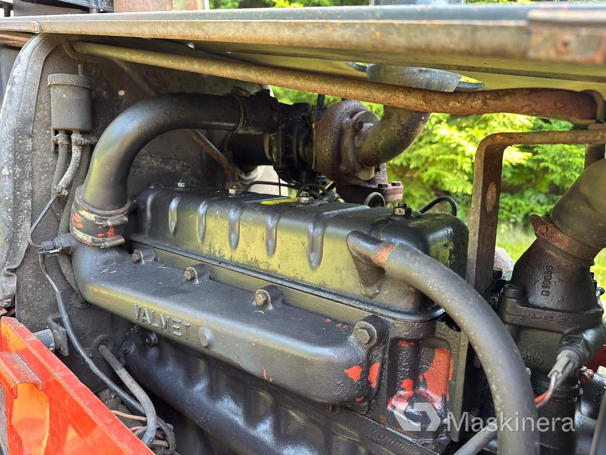 Traktor, Rückewagen Traktor Volvo BM 805-4 med skogsvagn och kran: das Bild 46