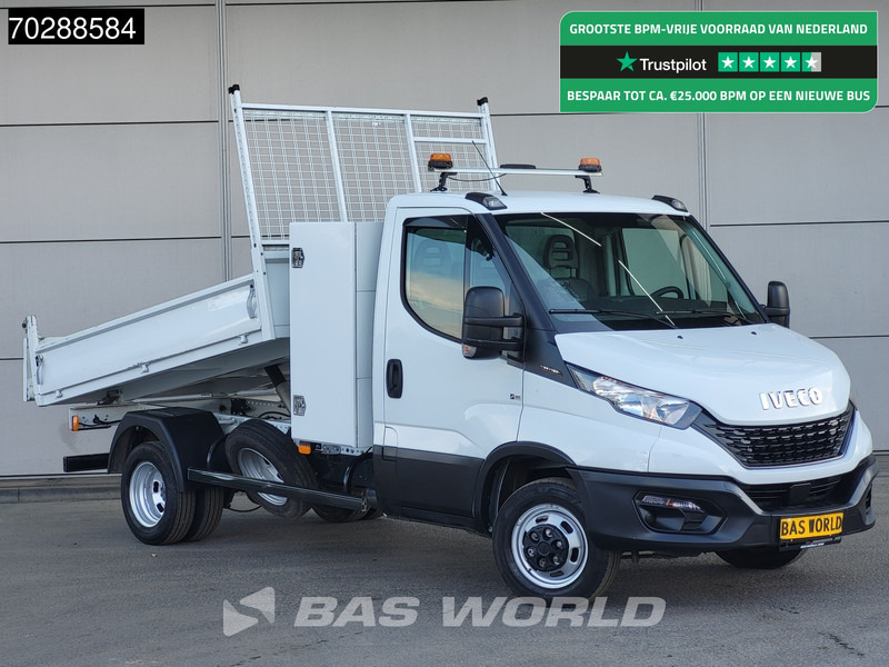 Iveco Daily 35C16 3.0L Kipper met Kist Dubbellucht 3,5t Trekhaak Navi Airco Cruise Camera Euro6 Tipper Benne Kieper 2m3 Airco Trekhaak Cruis - Kipper Transporter: das Bild 1 Iveco Daily 35C16 3.0L Kipper met Kist Dubbellucht 3,5t Trekhaak Navi Airco Cruise Camera Euro6 Tipper Benne Kieper 2m3 Airco Trekhaak Cruis - Kipper Transporter: das Bild 1