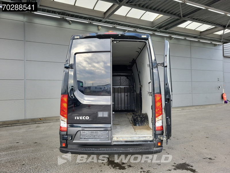 Iveco Daily 35C18 3.0L Automaat Dubbellucht L2H2 Navi Cruise Camera Euro6 L2 12m3 Airco Cruise control - Kastenwagen: das Bild 3 Iveco Daily 35C18 3.0L Automaat Dubbellucht L2H2 Navi Cruise Camera Euro6 L2 12m3 Airco Cruise control - Kastenwagen: das Bild 3