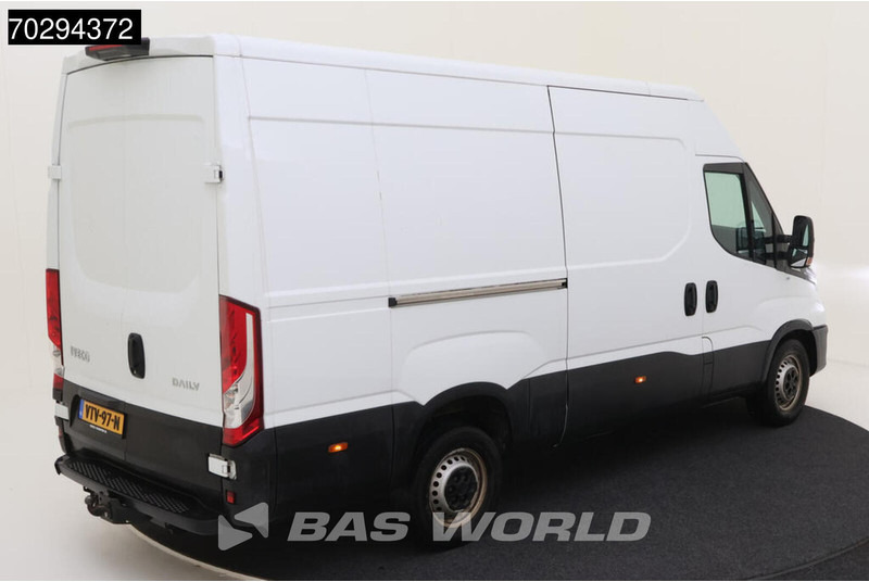 Iveco Daily 35S14 COMING SOON! Automaat L2H2 3,5t Trekhaak LED Airco Cruise Camera Euro6 L2 11m3 Airco Trekhaak Cruise control - Kastenwagen: das Bild 3 Iveco Daily 35S14 COMING SOON! Automaat L2H2 3,5t Trekhaak LED Airco Cruise Camera Euro6 L2 11m3 Airco Trekhaak Cruise control - Kastenwagen: das Bild 3