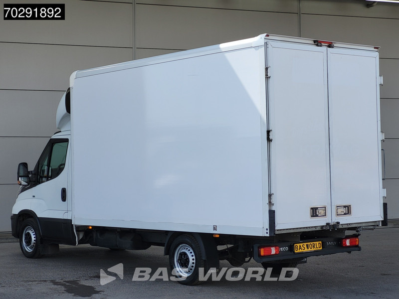 Iveco Daily 35S16 Automaat Bakwagen Achterdeuren 160PK Airco Camera Euro6 Meubelbak Koffer 21m3 Airco - Koffer Transporter: das Bild 2 Iveco Daily 35S16 Automaat Bakwagen Achterdeuren 160PK Airco Camera Euro6 Meubelbak Koffer 21m3 Airco - Koffer Transporter: das Bild 2