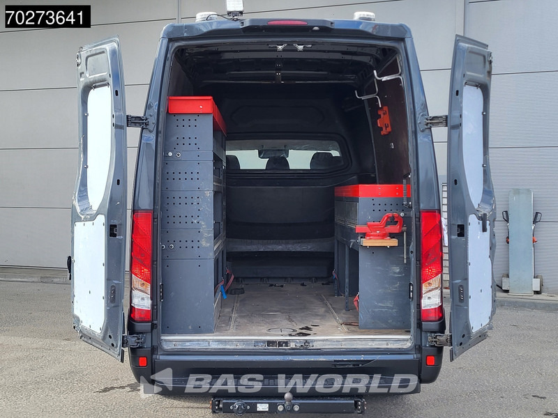Iveco Daily 35S16 Dubbel Cabine Automaat 3,5t Trekhaak Werkplaatsinrichting LED Airco Cruise Camera Parkeersensoren DC Doka Mixto 8m3 Airco - Kastenwagen: das Bild 5 Iveco Daily 35S16 Dubbel Cabine Automaat 3,5t Trekhaak Werkplaatsinrichting LED Airco Cruise Camera Parkeersensoren DC Doka Mixto 8m3 Airco - Kastenwagen: das Bild 5