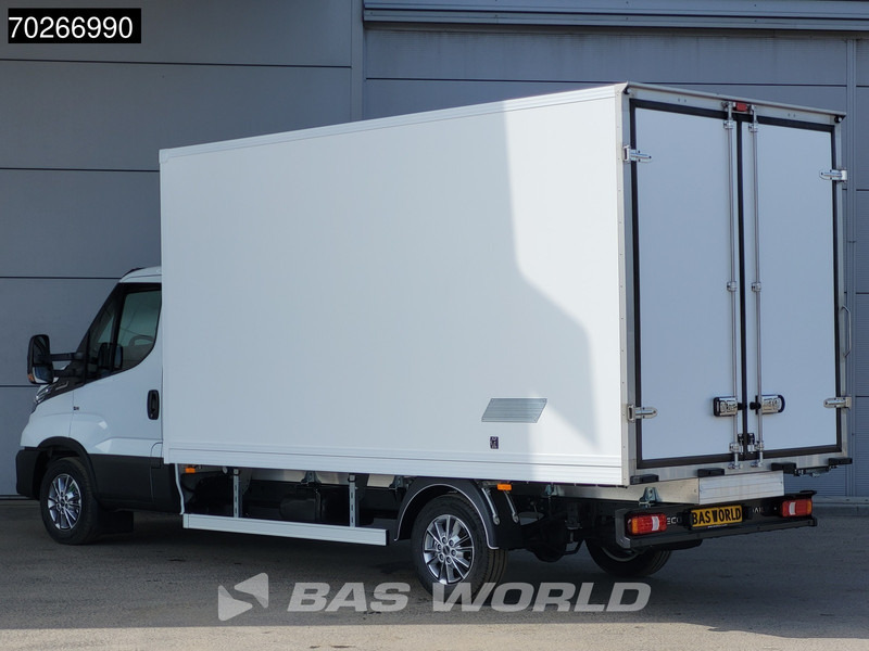 Iveco Daily 35S18 3.0L Koelwagen Vriezer Thermoking V-200 MAX 220V stekker -18 LED Navi Airco ACC Koel Koeler Kühler Kühlwagen Bakwagen Kühl - Kühltransporter: das Bild 2 Iveco Daily 35S18 3.0L Koelwagen Vriezer Thermoking V-200 MAX 220V stekker -18 LED Navi Airco ACC Koel Koeler Kühler Kühlwagen Bakwagen Kühl - Kühltransporter: das Bild 2
