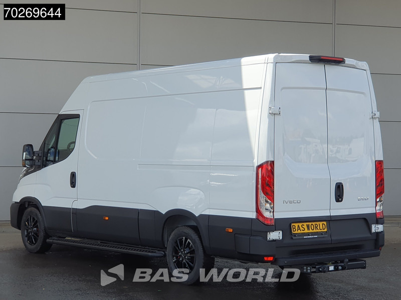 Iveco Daily 35S21 3.0L Automaat Black Edition 2025 model L2H2 Trekhaak Tacho ACC LED CarPlay Velgen Camera 12m3 Airco Trekhaak - Kastenwagen: das Bild 2 Iveco Daily 35S21 3.0L Automaat Black Edition 2025 model L2H2 Trekhaak Tacho ACC LED CarPlay Velgen Camera 12m3 Airco Trekhaak - Kastenwagen: das Bild 2