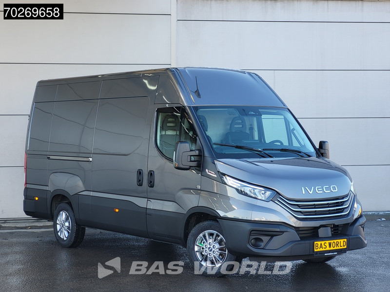 Iveco Daily 35S21 Automaat 210PK L2H2 3,5t Trekhaak ACC LED CarPlay LM-Velgen Camera Parkeersensoren Tacho Euro6 L2 12m3 Airco Trekhaak - Kastenwagen: das Bild 2 Iveco Daily 35S21 Automaat 210PK L2H2 3,5t Trekhaak ACC LED CarPlay LM-Velgen Camera Parkeersensoren Tacho Euro6 L2 12m3 Airco Trekhaak - Kastenwagen: das Bild 2