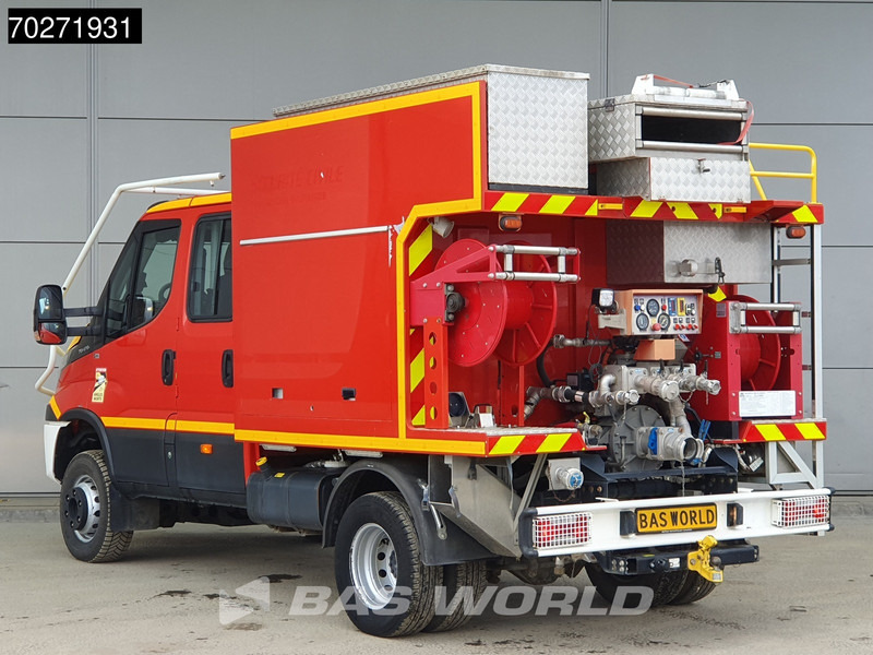 Iveco Daily 70C17 4x4 Achleitner Firetruck Brandweerwagen AWD Allrad Camper 1200liter Airco Dubbel cabine Trekhaak Cruise control - Krankenwagen: das Bild 2 Iveco Daily 70C17 4x4 Achleitner Firetruck Brandweerwagen AWD Allrad Camper 1200liter Airco Dubbel cabine Trekhaak Cruise control - Krankenwagen: das Bild 2