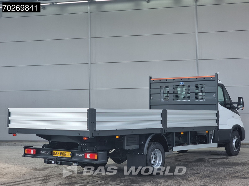 Iveco Daily 70C18 3.0L Automaat 525cm Open laadbak XXL Trekhaak ACC Navi Airco Pickup Pritsche Airco Trekhaak - Pritsche Transporter: das Bild 5 Iveco Daily 70C18 3.0L Automaat 525cm Open laadbak XXL Trekhaak ACC Navi Airco Pickup Pritsche Airco Trekhaak - Pritsche Transporter: das Bild 5