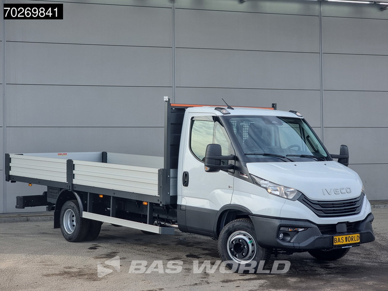 Iveco Daily 70C18 3.0L Automaat 525cm Open laadbak XXL Trekhaak ACC Navi Airco Pickup Pritsche Airco Trekhaak - Pritsche Transporter: das Bild 3 Iveco Daily 70C18 3.0L Automaat 525cm Open laadbak XXL Trekhaak ACC Navi Airco Pickup Pritsche Airco Trekhaak - Pritsche Transporter: das Bild 3