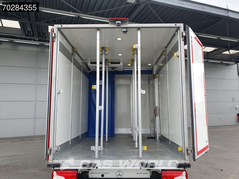 Mercedes-Benz 314 CDI Koelwagen Bi temp Automaat Zijdeur Thermo King V-300 Max Koeler Koel Vries Vriezer Kühlkasten 15m3 Airco - Kühltransporter: das Bild 3 Mercedes-Benz 314 CDI Koelwagen Bi temp Automaat Zijdeur Thermo King V-300 Max Koeler Koel Vries Vriezer Kühlkasten 15m3 Airco - Kühltransporter: das Bild 3