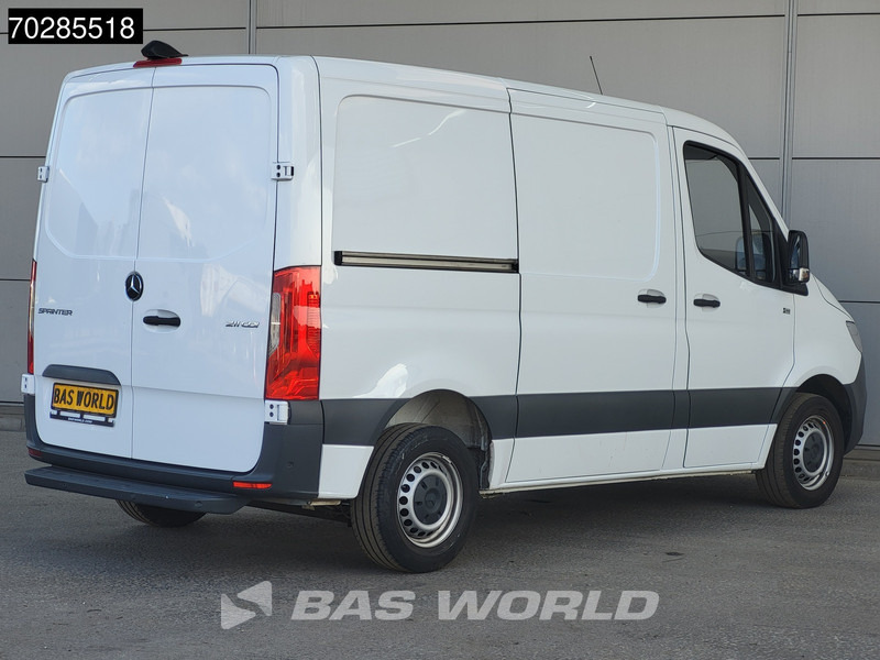 Mercedes-Benz Sprinter 211 CDI L1H1 Airco Cruise Camera Parkeersensoren MBUX CarPlay Euro6 L1 8m3 Airco Cruise control - Kleintransporter: das Bild 5 Mercedes-Benz Sprinter 211 CDI L1H1 Airco Cruise Camera Parkeersensoren MBUX CarPlay Euro6 L1 8m3 Airco Cruise control - Kleintransporter: das Bild 5