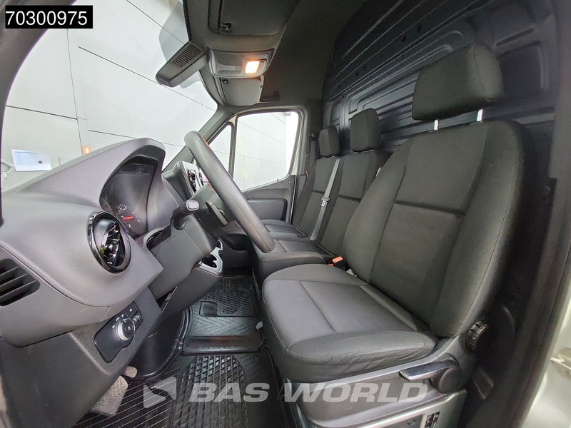 Kleintransporter Mercedes-Benz Sprinter 315 CDI Automaat L2H2 150PK Airco Camera Parkeersensoren MBUX CarPlay Euro6 L2 Airco: das Bild 10 Kleintransporter Mercedes-Benz Sprinter 315 CDI Automaat L2H2 150PK Airco Camera Parkeersensoren MBUX CarPlay Euro6 L2 Airco: das Bild 10
