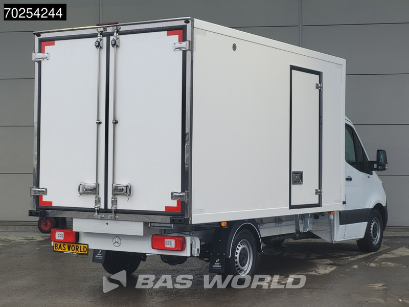Mercedes-Benz Sprinter 315 CDI Koelwagen Thermo King V-300max 230V stekker Bakwagen Koel Kühlwagen 16m3 Airco Cruise control - Kühltransporter: das Bild 5 Mercedes-Benz Sprinter 315 CDI Koelwagen Thermo King V-300max 230V stekker Bakwagen Koel Kühlwagen 16m3 Airco Cruise control - Kühltransporter: das Bild 5