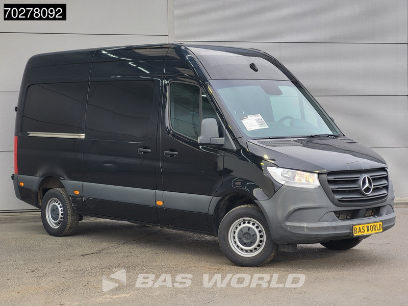 Mercedes-Benz Sprinter 317 CDI Automaat L2H2 3500KG Trekhaak 170PK Airco Camera MBUX CarPlay Euro6 L2 10m3 Airco Trekhaak - Kastenwagen: das Bild 5 Mercedes-Benz Sprinter 317 CDI Automaat L2H2 3500KG Trekhaak 170PK Airco Camera MBUX CarPlay Euro6 L2 10m3 Airco Trekhaak - Kastenwagen: das Bild 5