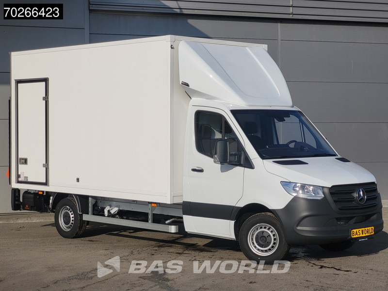 Mercedes-Benz Sprinter 317 CDI Automaat Laadklep Zijdeur Bakwagen Navi Airco Cruise MBUX Euro6 Meubelbak Koffer 12m3 Airco Cruise control - Koffer Transporter: das Bild 5 Mercedes-Benz Sprinter 317 CDI Automaat Laadklep Zijdeur Bakwagen Navi Airco Cruise MBUX Euro6 Meubelbak Koffer 12m3 Airco Cruise control - Koffer Transporter: das Bild 5