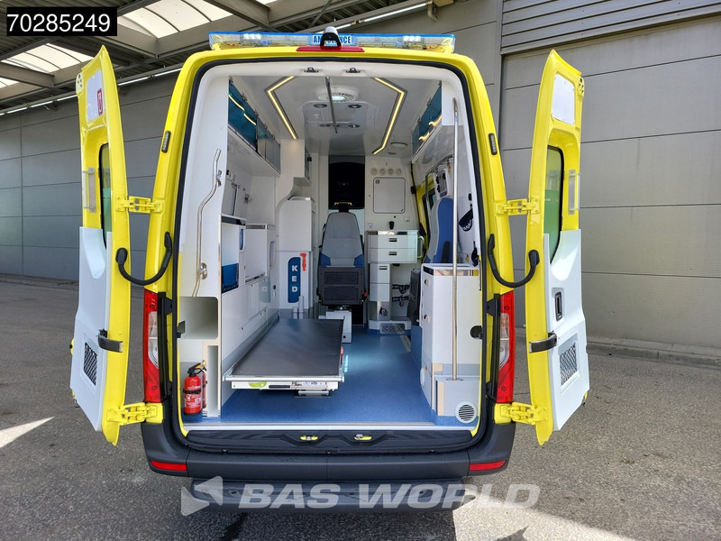 Mercedes-Benz Sprinter 319 CDI Automaat Nieuw! Complete Ambulance Ziekenwagen Rettungswagen Krankenwagen 11m3 Airco Cruise control - Krankenwagen: das Bild 3 Mercedes-Benz Sprinter 319 CDI Automaat Nieuw! Complete Ambulance Ziekenwagen Rettungswagen Krankenwagen 11m3 Airco Cruise control - Krankenwagen: das Bild 3