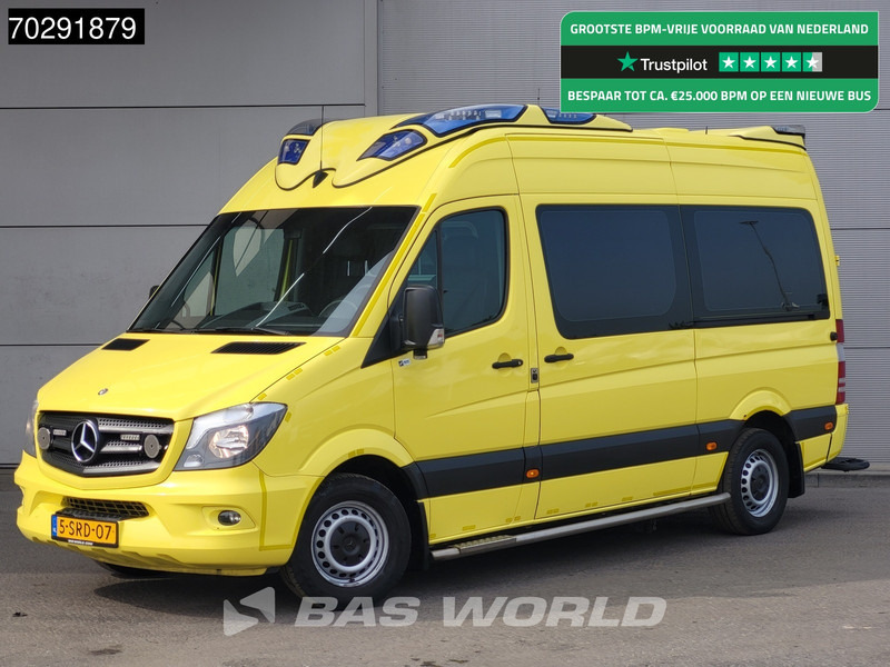 Mercedes-Benz Sprinter 319 CDI Marge! 3.0L V6 Automaat 2x Schuifdeur Airco Cruise Euro6 Krankenwagen Rettungswagen 8m3 Airco Cruise control - Krankenwagen: das Bild 1 Mercedes-Benz Sprinter 319 CDI Marge! 3.0L V6 Automaat 2x Schuifdeur Airco Cruise Euro6 Krankenwagen Rettungswagen 8m3 Airco Cruise control - Krankenwagen: das Bild 1