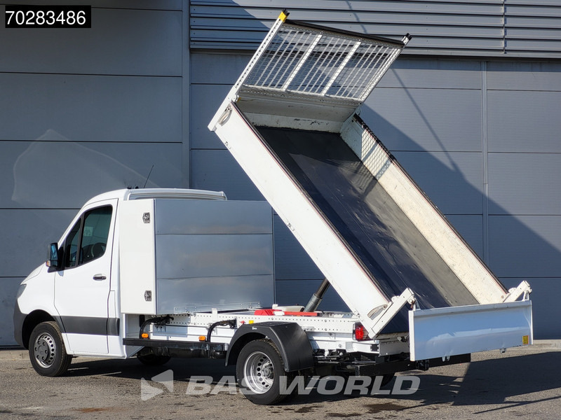 Mercedes-Benz Sprinter 514 CDI Kipper met Kist Dubbellucht 3,5t Trekhaak Airco Euro6 Kieper Tipper Benne 2m3 Airco Trekhaak - Kipper Transporter: das Bild 2 Mercedes-Benz Sprinter 514 CDI Kipper met Kist Dubbellucht 3,5t Trekhaak Airco Euro6 Kieper Tipper Benne 2m3 Airco Trekhaak - Kipper Transporter: das Bild 2